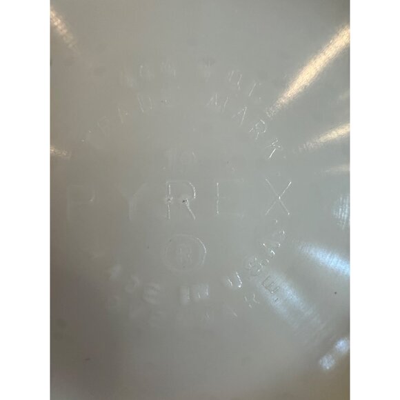 Vintage Pyrex 444  Sandalwood Mixing Bowl Beige & Blue Vintage USA Made Oval Des - Picture 5 of 12